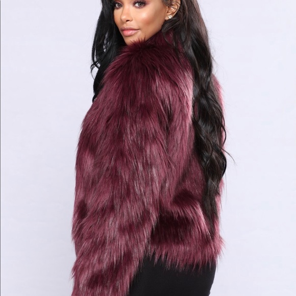 Fernanda Fur Coat (Burgundy) - Picture 2 of 6
